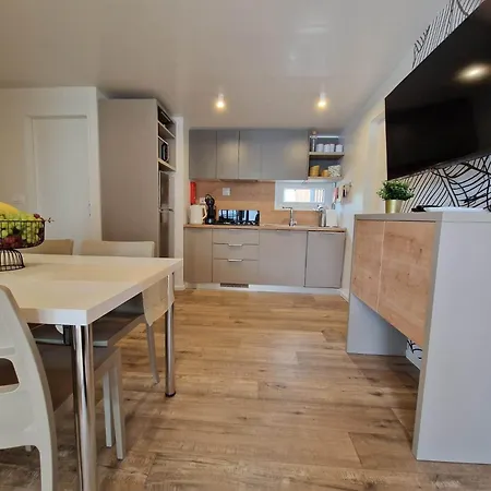 Mobile K Biograd Na Moru